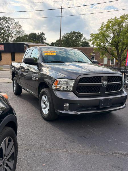 2018 Ram 1500 Express Quad Cab 4x4 64 Box