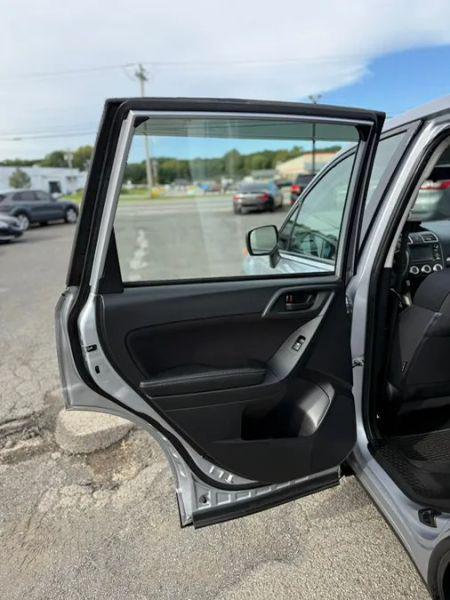 2016 Subaru Forester 2.5i