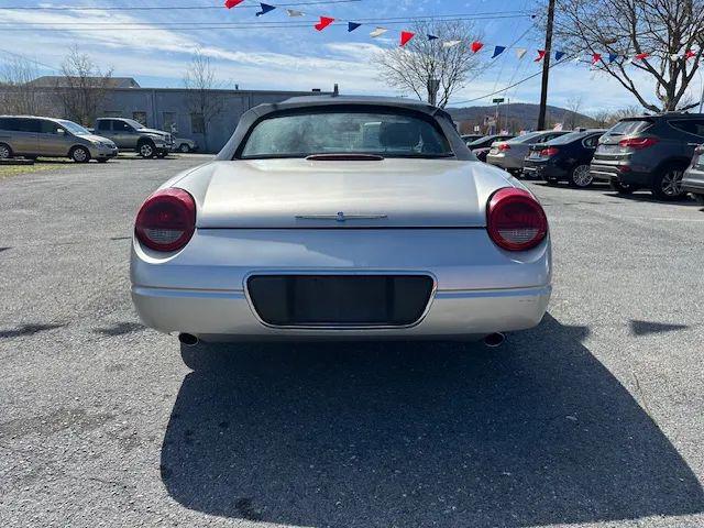 2005 Ford Thunderbird Deluxe