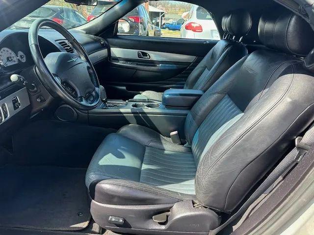 2005 Ford Thunderbird Deluxe