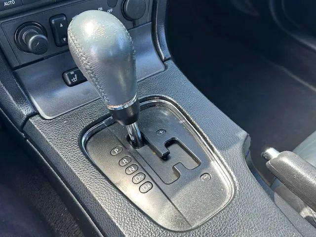 2005 Ford Thunderbird Deluxe