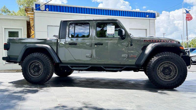 2021 Jeep Gladiator Sport