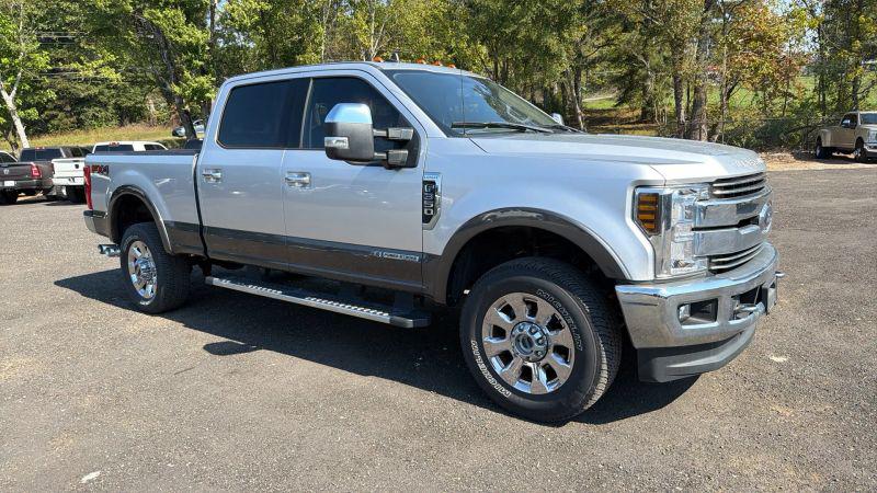 2019 Ford F-350 LARIAT