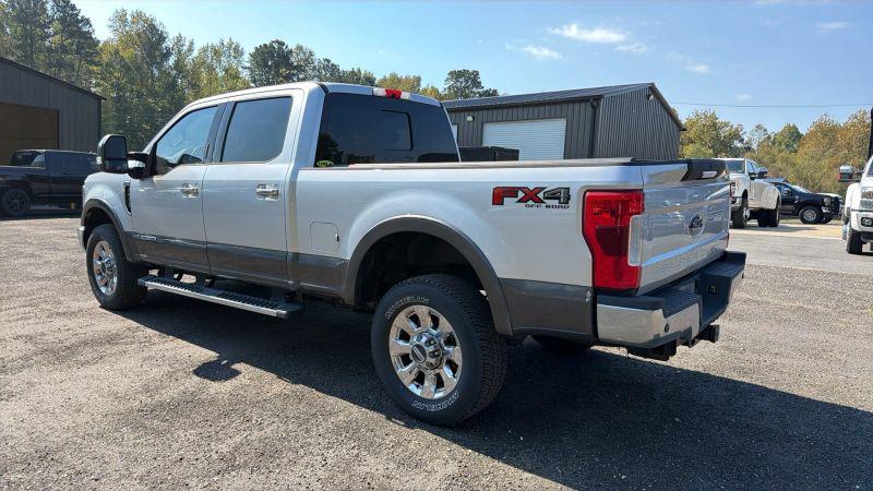 2019 Ford F-350 LARIAT