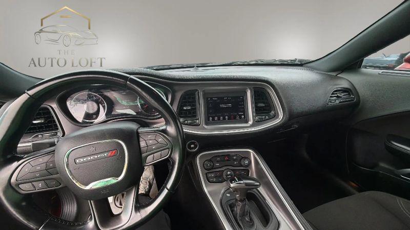 2020 Dodge Challenger SXT