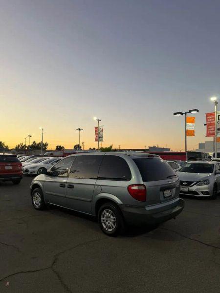 2006 Dodge Caravan SE