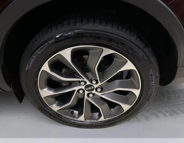 2021 Lincoln Nautilus Reserve