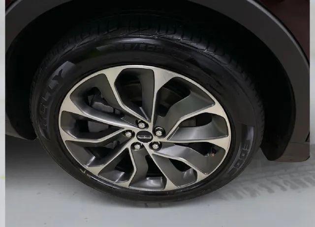 2021 Lincoln Nautilus Reserve