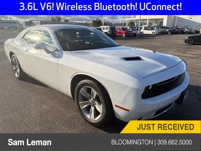 2016 Dodge Challenger SXT for sale in Bloomington, IL