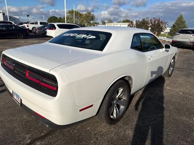 2016 Dodge Challenger SXT