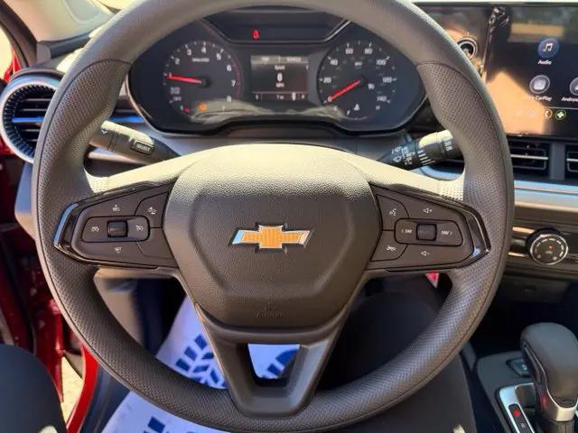 2026 Chevrolet Trax FWD LS