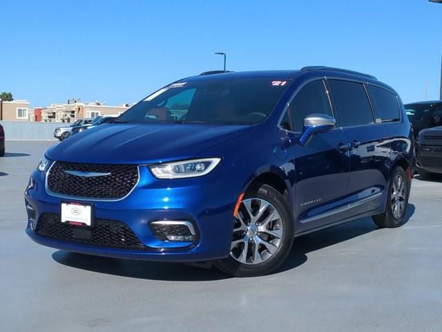 2021 Chrysler Pacifica Hybrid Pinnacle for sale in Encino, CA
