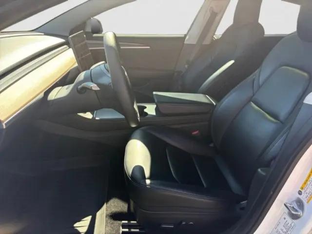 2022 Tesla Model 3 Long Range Dual Motor All-Wheel Drive