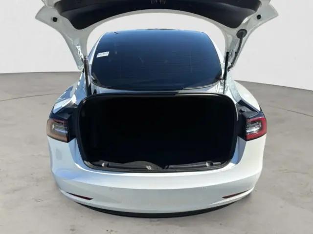 2022 Tesla Model 3 Long Range Dual Motor All-Wheel Drive