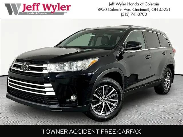 2019 Toyota Highlander SE for sale near Cincinnati, OH