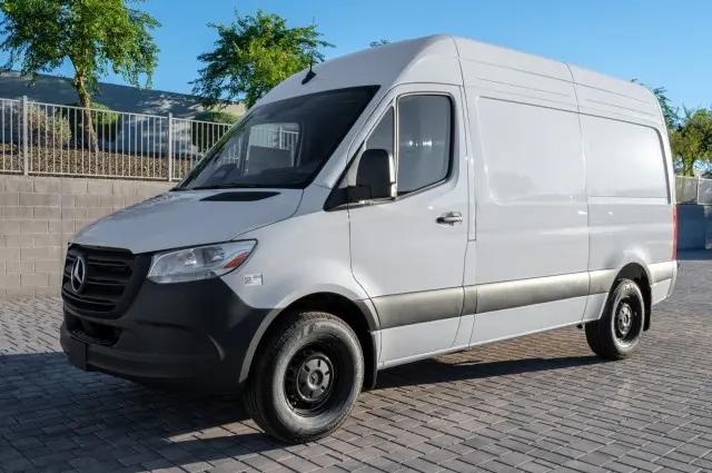 2027 Mercedes-Benz Sprinter Crew Van Standard Roof 4-Cyl Diesel for sale in Peoria, AZ