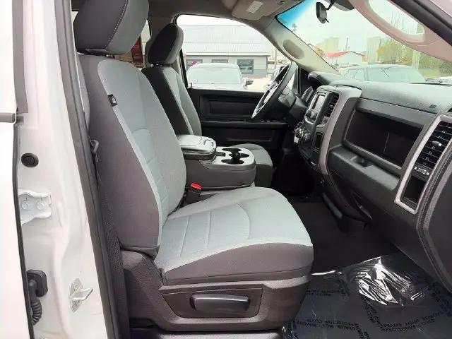 2023 Ram 1500 Classic Tradesman Crew Cab 4x4 64 Box
