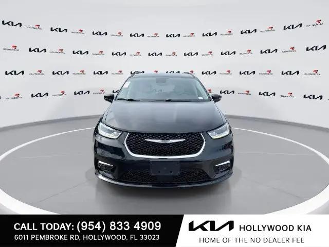 2021 Chrysler Pacifica Touring L