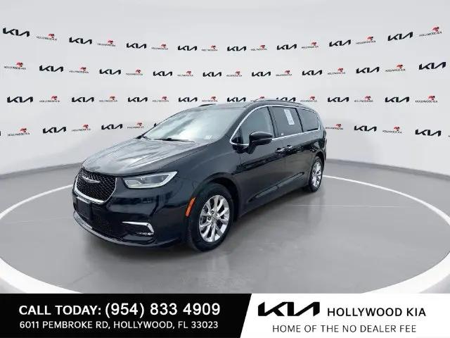 2021 Chrysler Pacifica Touring L