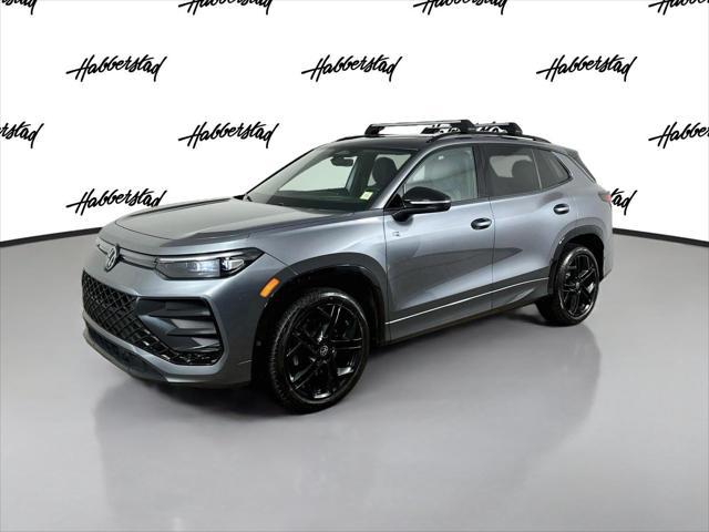 2025 Volkswagen Tiguan 2.0T SE R-Line Black for sale in Huntington Station, NY