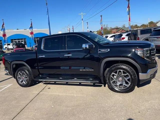 2025 GMC Sierra 1500 4WD Crew Cab Short Box SLT for sale near Zanesville, OH