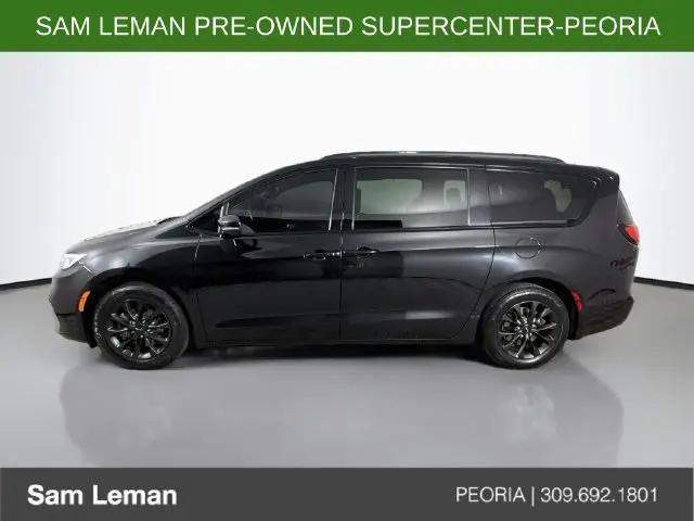 2021 Chrysler Pacifica Touring