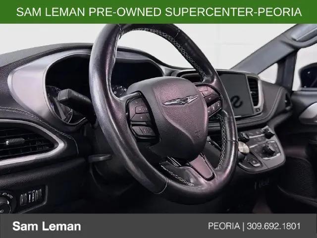 2021 Chrysler Pacifica Touring