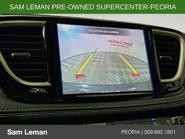 2021 Chrysler Pacifica Touring