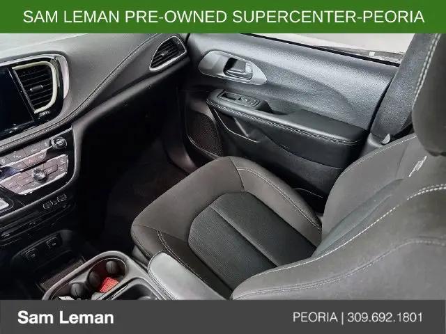 2021 Chrysler Pacifica Touring