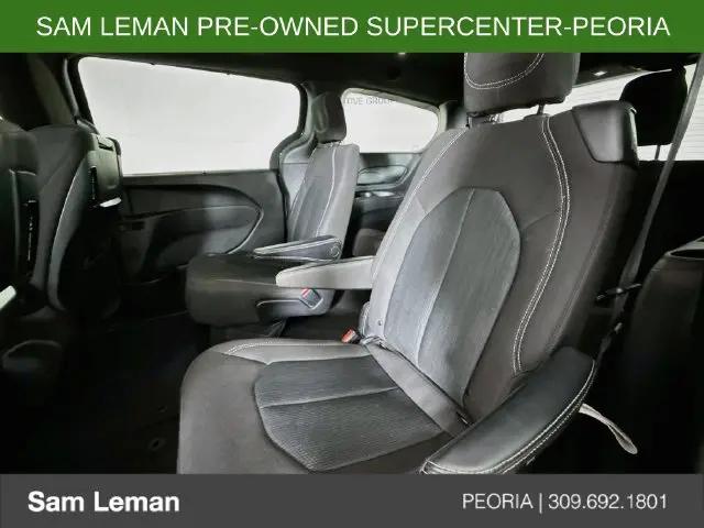 2021 Chrysler Pacifica Touring