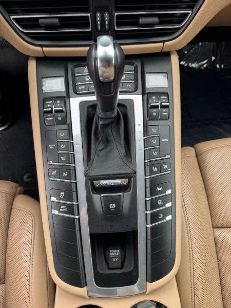 2019 Porsche Macan S