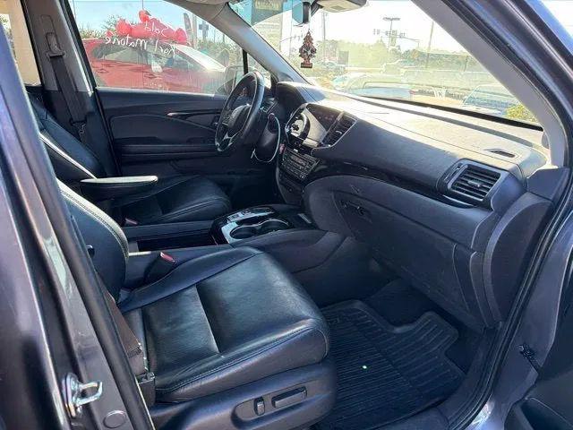 2020 Honda Pilot AWD Elite