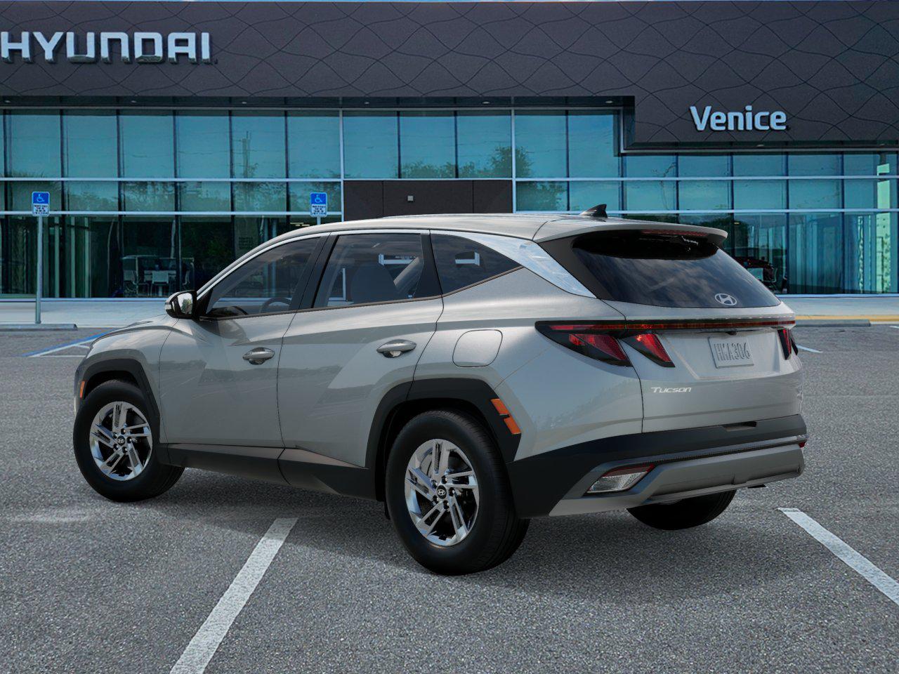 2026 Hyundai TUCSON SE FWD - Image 5