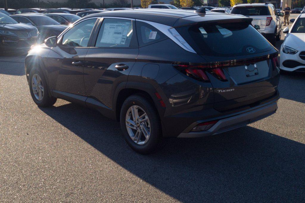 New 2026 Gray Hyundai SE FWD image 8