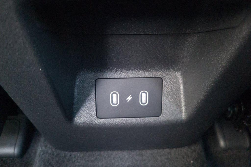New 2026 Gray Hyundai SE FWD image 19