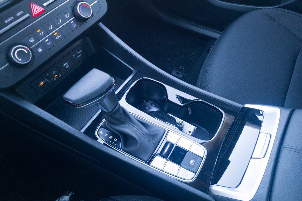 New 2026 Gray Hyundai SE FWD image 21