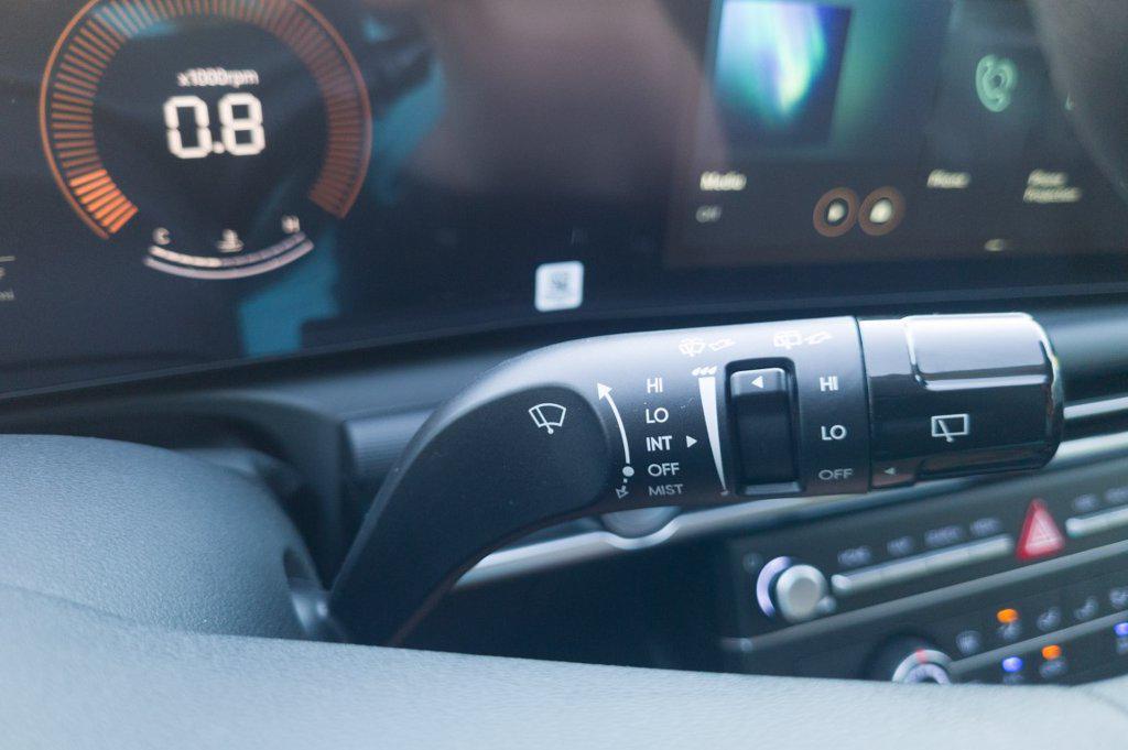 New 2026 Gray Hyundai SE FWD image 25