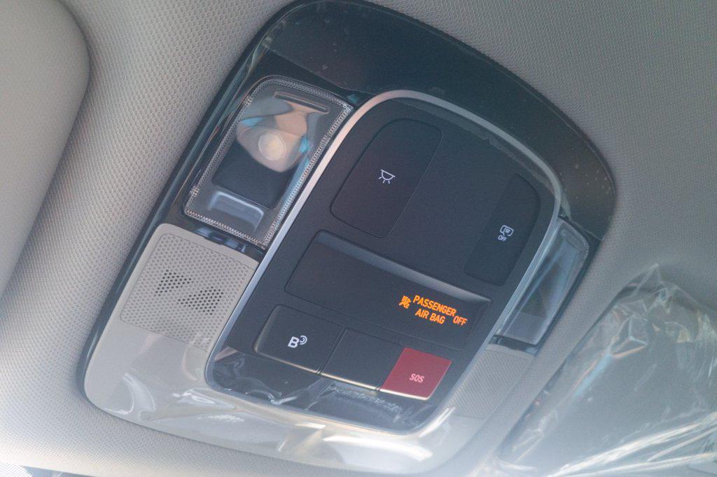 New 2026 Gray Hyundai SE FWD image 31