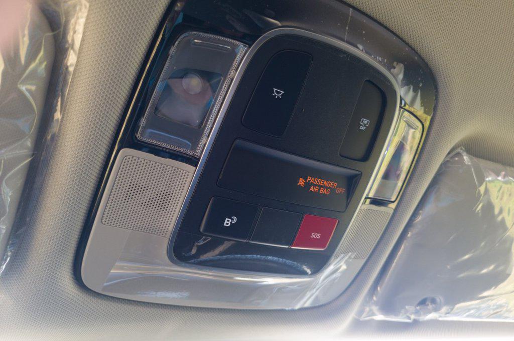 New 2026 Blue Hyundai SE FWD image 30