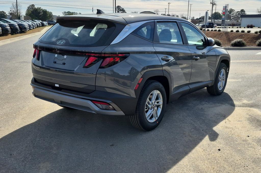New 2026 Gray Hyundai SE FWD image 5