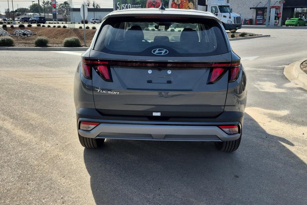 New 2026 Gray Hyundai SE FWD image 6