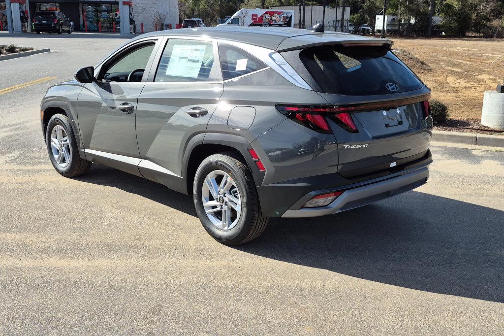 New 2026 Gray Hyundai SE FWD image 8