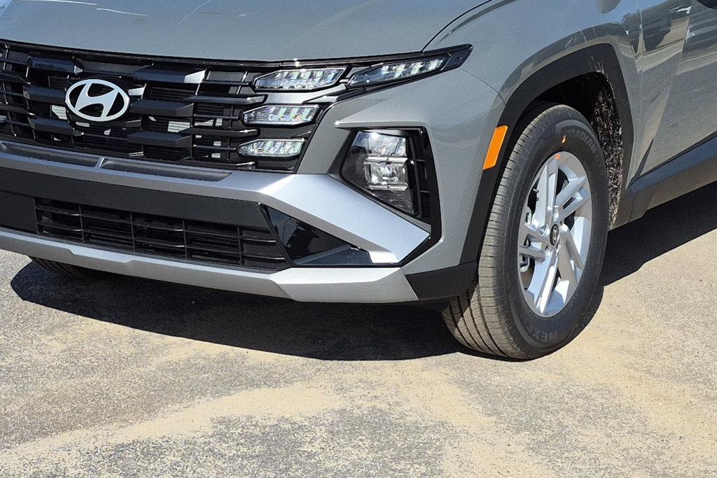 New 2026 Gray Hyundai SE FWD image 10