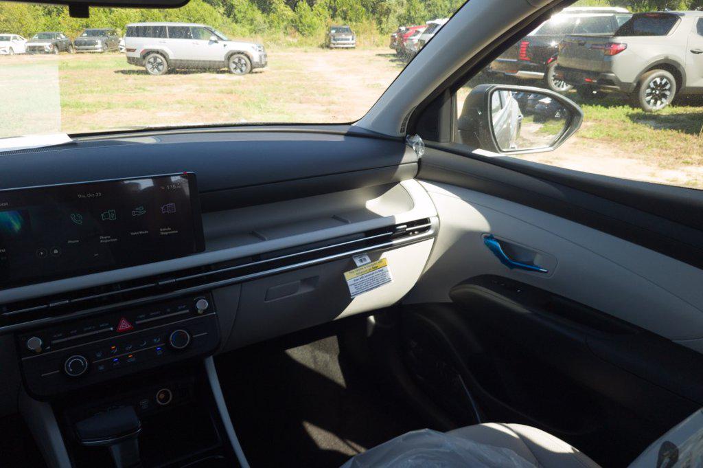 New 2026 Gray Hyundai SE FWD image 15