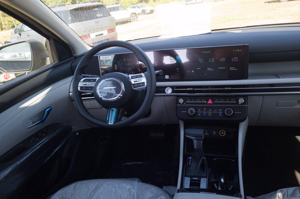 New 2026 Gray Hyundai SE FWD image 17