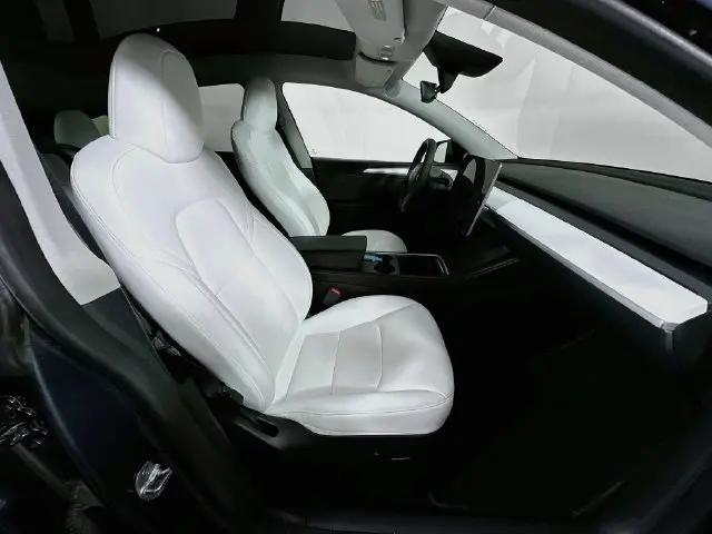 2024 Tesla Model Y Long Range Dual Motor All-Wheel Drive