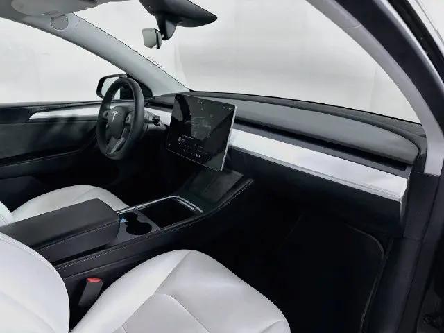 2024 Tesla Model Y Long Range Dual Motor All-Wheel Drive