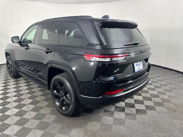 2025 Jeep Grand Cherokee Limited 4x4 2025 Jeep Grand Cherokee Limited 4x4