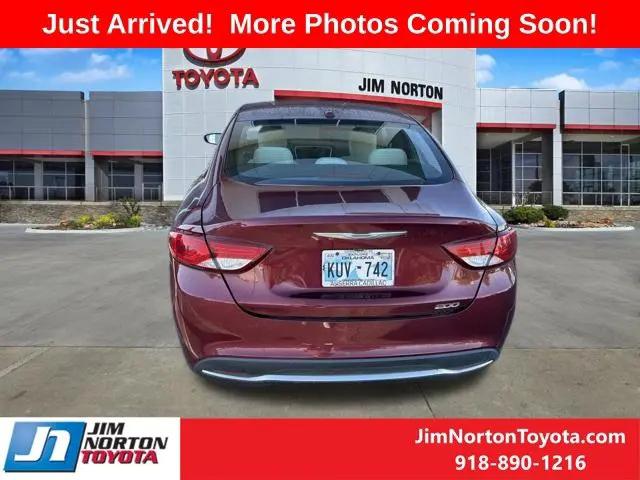 2015 Chrysler 200 Limited