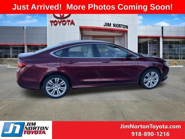 2015 Chrysler 200 Limited